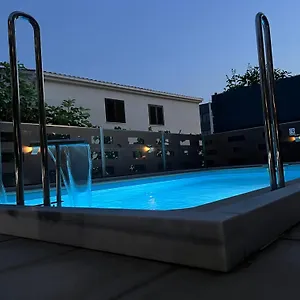 apartmani-mia-trogir.hotels-in-trogir.com/